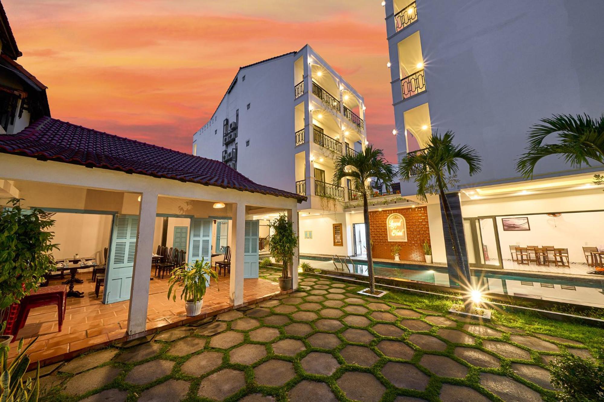 Hoi An Legend Charm Boutique Hotel Экстерьер фото